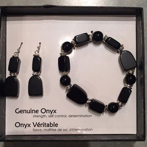 Jewelry - Onyx bracelet and earrings set Jewelry - Onyx bracelet and earrings set